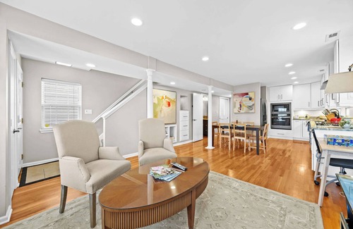 Paristown Pointe House | Cozy Retreat Near Downtown Lou and Attractions