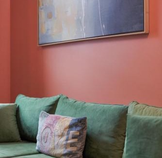 Kilburn Apartment | Cozy Retreat Near Downtown with Parking