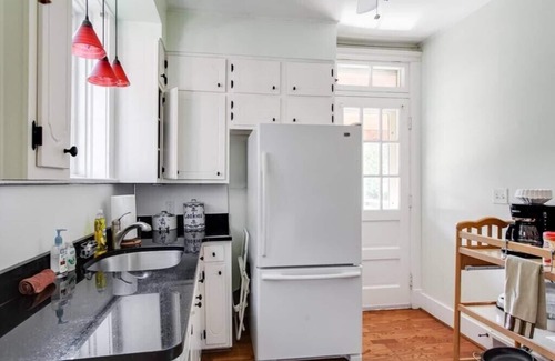 Bonnycastle House | Cozy Retreat Near Expo Center