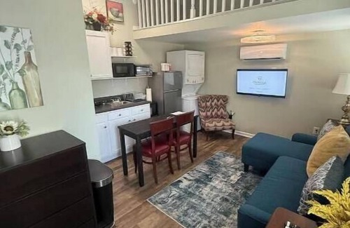 North Charleston House | Cozy Retreat with Outdoor Vibes!