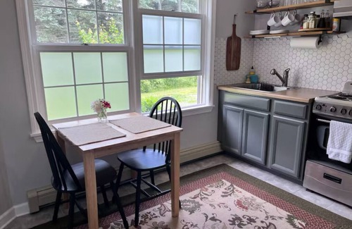 Morristown Apartment | Cozy Retreat with Private HOT TUB & Meadow Views. Near Stowe & Skiing