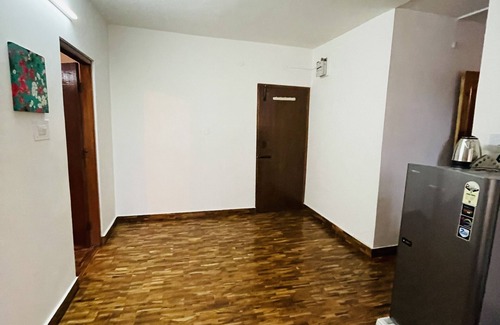 Manali Apartment | Cozy riverside Apartment in Manali | Dobhi-Naggar