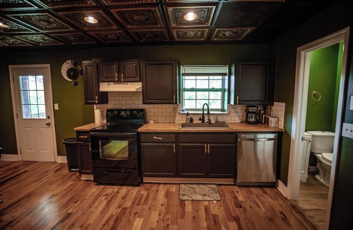 Columbia Apartment | Cozy Riverside Retreat with views of the beautiful Duck River