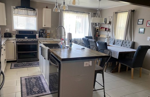 Great Falls House | Cozy Riverview neighbor hood home.