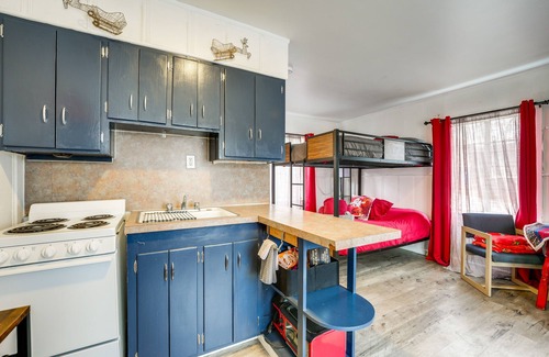 Rockaway Beach Apartment | Cozy Rockaway Beach Studio w/Lake View!