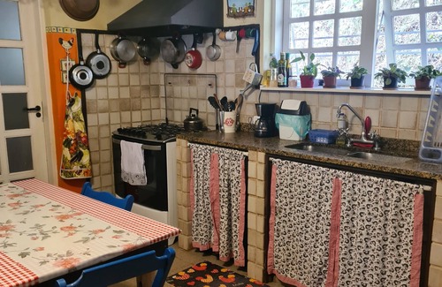 Centro House | Cozy, romantic and charming house amidst exuberant nature.