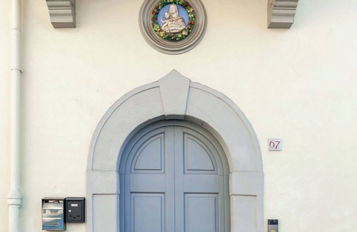 Peretola House | Cozy room close to the airport