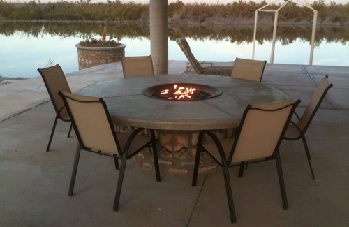 Ejido Cucapah Mayor Villa | Cozy Room In Beautiful Riverfront Home, Baja Mexico