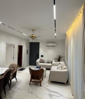 Kharar Apartment | Cozy Room