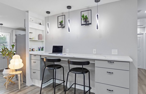 Gresham Park House | Cozy Room │ Vibrant Location │ Stylish Amenities