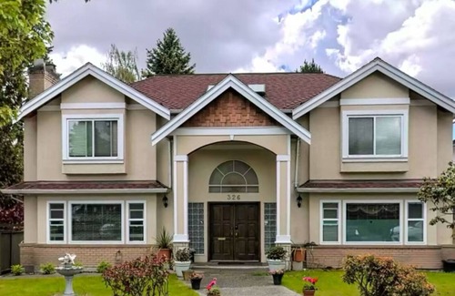 Vancouver South Apartment | Cozy room with private bathroom close Langara/49