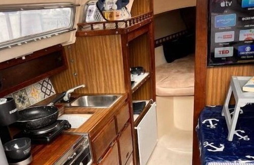 South Redondo Boat Rental | Cozy Sailboat