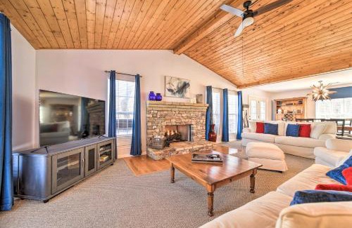 Sapphire House | Cozy Sapphire Resort Home with Deck and Mountain Views