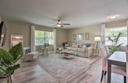 Indian Beach Sapphire Shores Apartment | Cozy Sarasota Retreat - 3 Blocks to the Coast!