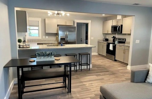 Midtown House | Cozy Savannah 5BR Home