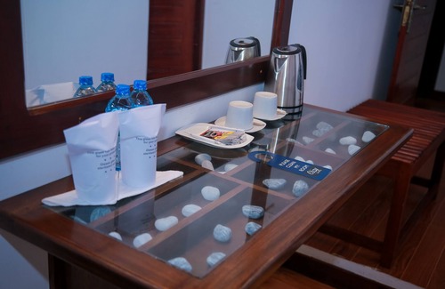 Hikkaduwa Apartment | Cozy Sea View Inn
