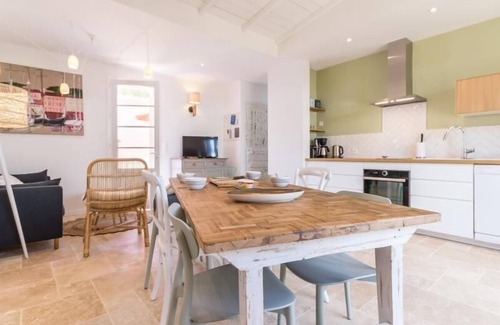 Pornic Cottage | Cozy Seaside Cottage with Spa, Close to Beach, Shops, and Train Station in Pornic