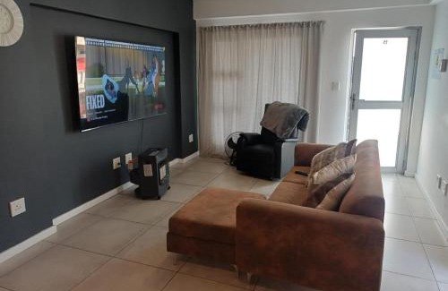 Germiston Apartment | Cozy & Secure 2-Bedroom Retreat