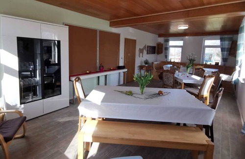 Rabenholz Bed & Breakfast | Cozy shared room Marry on the horse farm