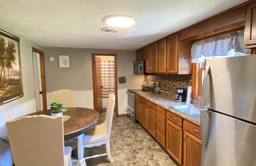 Rib Mountain House | Cozy Ski retreat under 2 miles from Granite Peak. Pet and family friendly