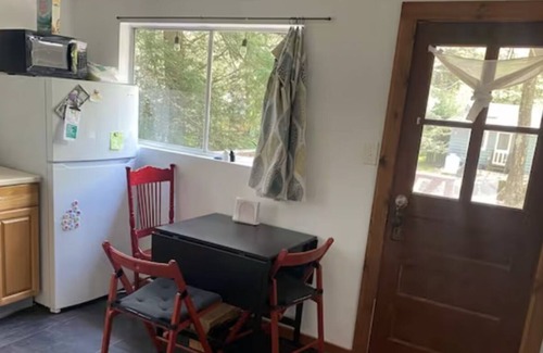 Smallwood Cabin | Cozy smallwood cabin