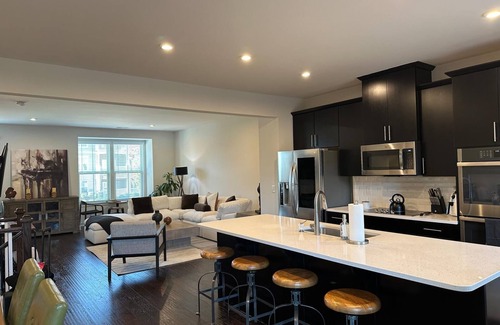 Conestee House | Cozy, Sophisticated Home!