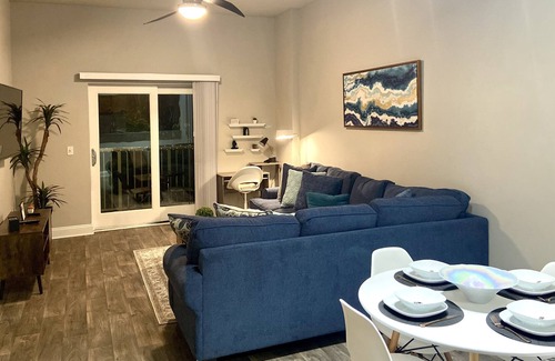 SouthPark Apartment | Cozy Southpark Apartment