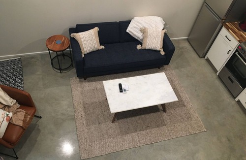 Fort Worth Apartment | Cozy Southside Studio & Loft with full amenities & close to several hot spots!