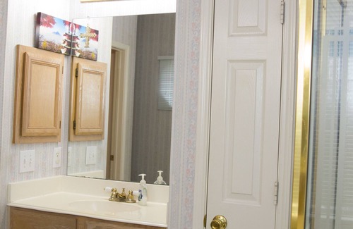 Garland House | Cozy & Spacious 3Bds, 2 Full Baths Heart of Garland & Firewheel Malll