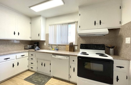 Northside House | Cozy Spacious 4B2B close to SJC airport and SAP
