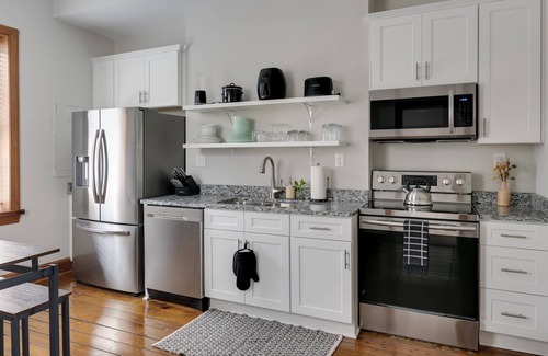 Church Hill House | Cozy, Spacious Home Downtown Close to Night Life