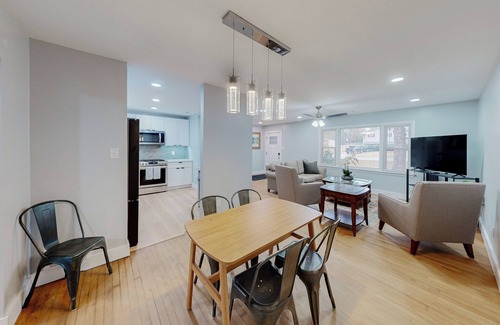 Fayetteville House | Cozy Split Level Pet Friendly Monthly Rental Home