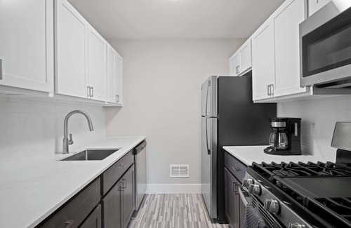 Rochester Apartment | Cozy Stay Modern Comfort in the City