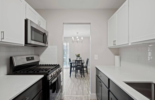 Rochester Apartment | Cozy Stay Modern Comfort in the City