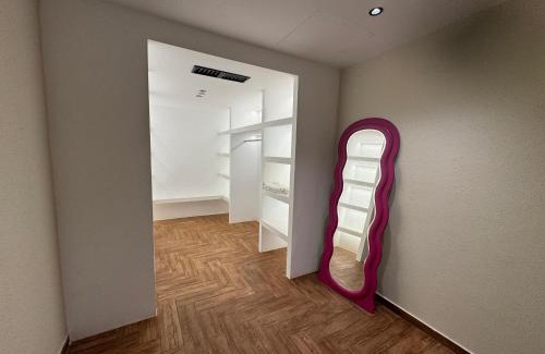New Cairo Apartment | Cozy stay near auc with Private entrance