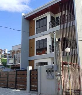 Moonwalk Apartment | Cozy Stay Near NAIA Modern Minimalist