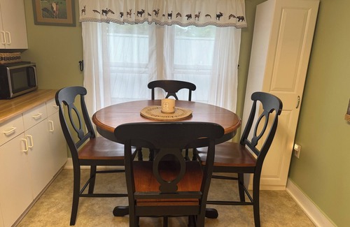 Old Forge House | Cozy stay within walking distance to everything!