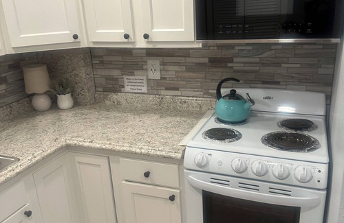 Karns Apartment | Cozy Stays, Memorable Days – Your Perfect Getaway Awaits Here!
