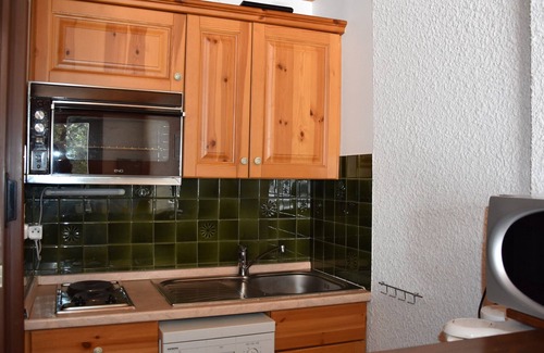 Pralognan-la-Vanoise Apartment | Cozy Studio with South-Facing Balcony Near Ski Trails in Pralognan-la-Vanoise, Sleeps 4