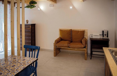 Scafati Apartment | Cozy studio apartment within walking distance of the Archaeological Excavations of Pompeii