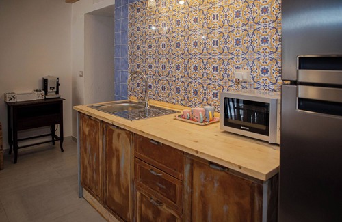Scafati Apartment | Cozy studio apartment within walking distance of the Archaeological Excavations of Pompeii
