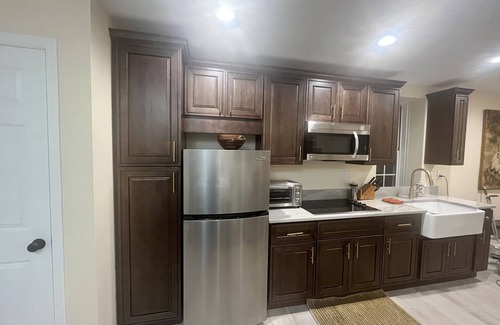 Fayetteville House | Cozy Studio Bungalow Minutes from TRILLITH STUDIOS & Piedmont Hospital