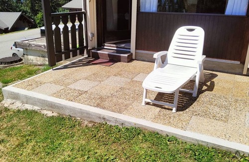 Cohennoz Apartment | Cozy Studio for 4, South-Facing, 300m from Slopes, Pets Welcome