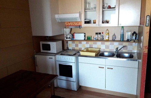 Arette Apartment | Cozy Studio for 4 with Kitchen, Free Parking, Ski Locker - Arette, La Pierre St Martin