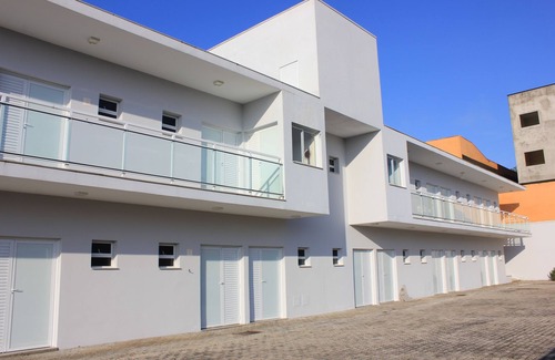Centro Apartment | Cozy Studio in Gated Community with Pool in Peruíbe
