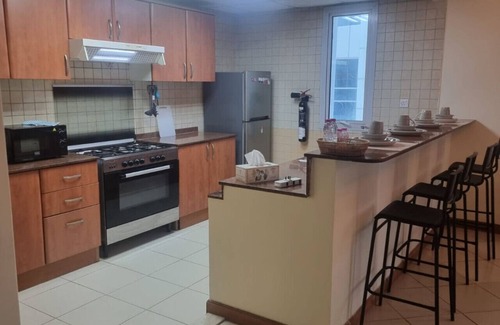 Bouvet Island Apartment | Cozy Studio in Marina Diamond 1 Tower