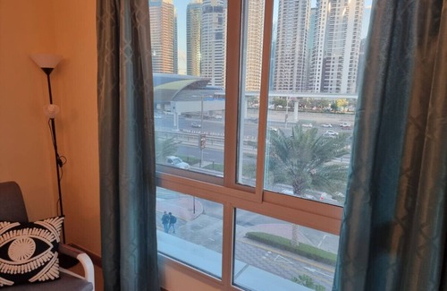 Bouvet Island Apartment | Cozy Studio in Marina Diamond 1 Tower