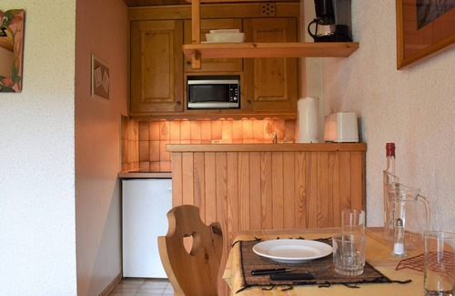 Meribel Centre Apartment | Cozy Studio in Meribel Center, Steps from Slopes and Shops, Sleeps 4