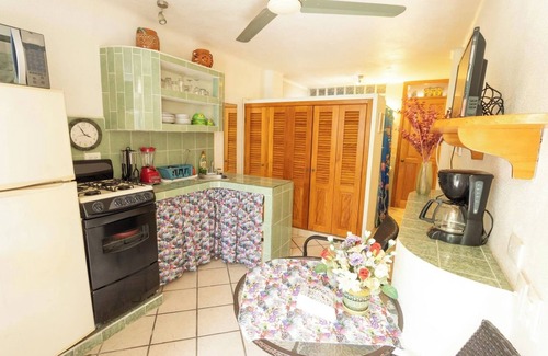 Lazaro Cardenas Apartment | Cozy studio in the heart of Puerto Vallarta