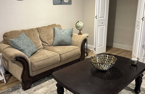 Johnson City Apartment | Cozy studio in peaceful Johnson City- Central to all